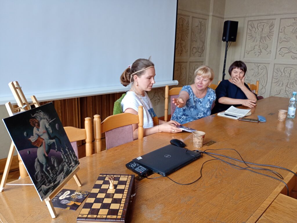 O książce, muzyce i niespodziewanych pytaniach – spotkanie autorskie na UMK